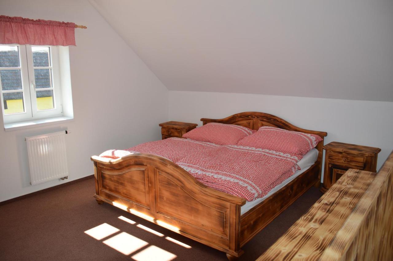 Penzion U podkováře Třeboň Exterior foto