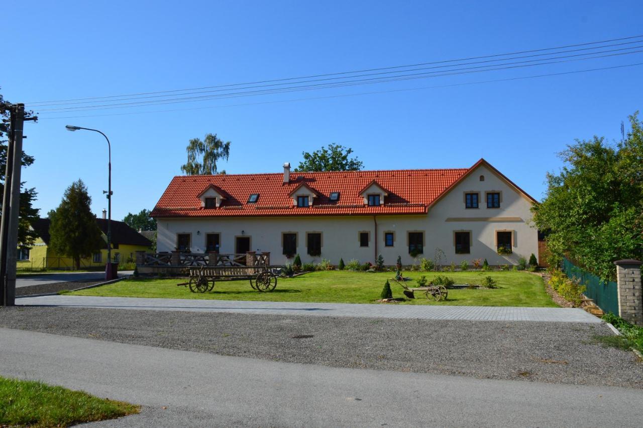 Penzion U podkováře Třeboň Exterior foto