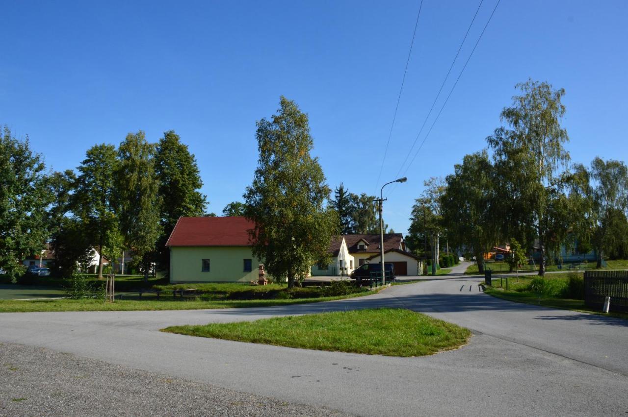 Penzion U podkováře Třeboň Exterior foto
